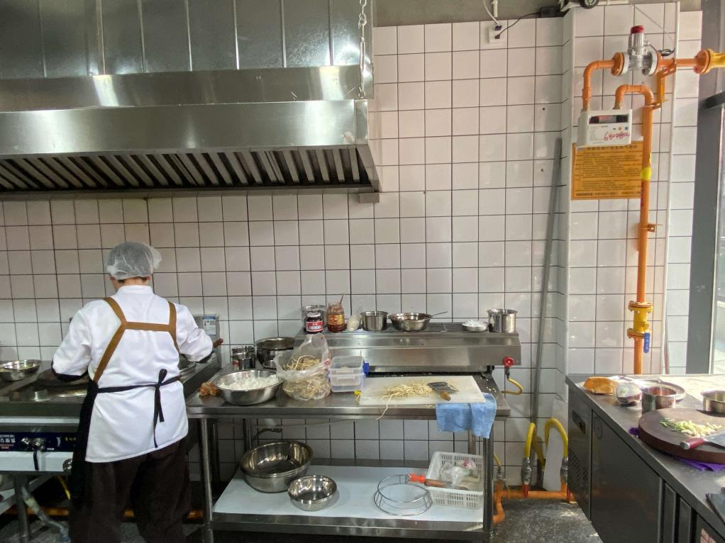 全力推進“瓶改管” 持續(xù)擰緊“安全閥” 全力推進“瓶改管” 持續(xù)擰緊“安全閥”